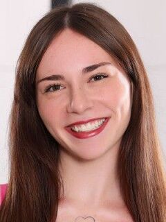 Tess Thompson