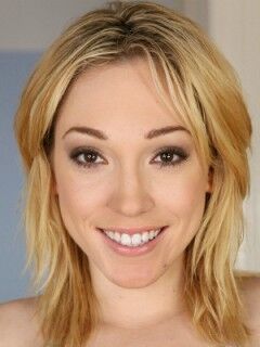 Lily LaBeau