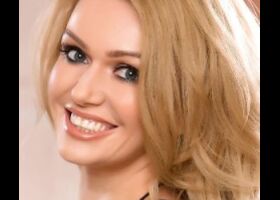 Amber Jayne