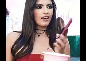 Isa Bella