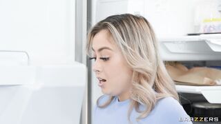 Big Natural Babe Gets The Dicking She Craves For - Chloe Surreal