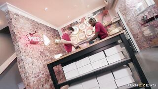 Shes anal about dipping sauce