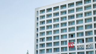 MILF Concierge Takes Care Of Guest's Needs - Lexi Luna