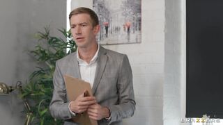 Thief Gets Caught By Therapist - Aubrey Black