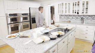 Sneaky Sorority Slut Fucked My Guests - Kylie Rocket, Lexi Luna