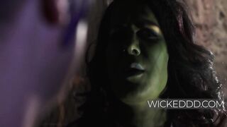 Horny She Hulk Fucks Hawkeye - Eric Masterson, Chyna