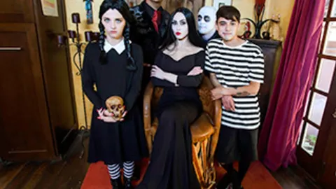 The Addams Family - Audrey Noir And Kate Bloom
