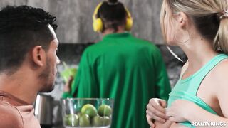 Big Naturals Kitchen Cheater