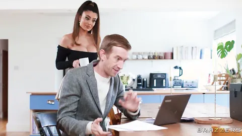 [Brazzers] Pitch This Pussy - Marina Maya