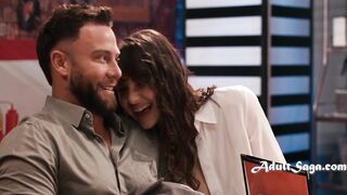 Sneaking Around At The Diner - Seth Gamble, Liz Jordan