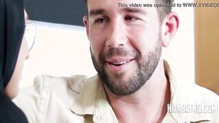 Teen In Hijab Found The Loophole