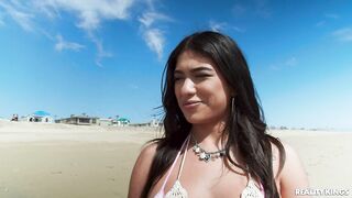 Surfer Dude Bags Bodacious Babe - Reyna Belle, Axel Haze