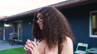 Scoring BIG At The Backyard Party - Elana Bunnz, Remy Woods, Luxe La Fox, Derek Savage