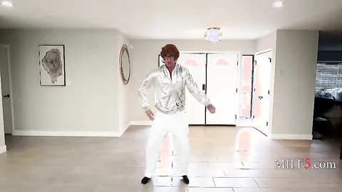 Austin Powers Vs. The Fembots (Austin Powers Parody) - Krystal Sparks, Natalia Starr, Nickey Huntsman, Quinton James