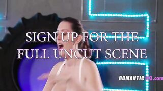 UK gymfluencer shoots spicy content - Erin Moore, Hume Love