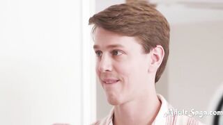 Bringing The Date to Her - Leah Hayes, Sage Roux